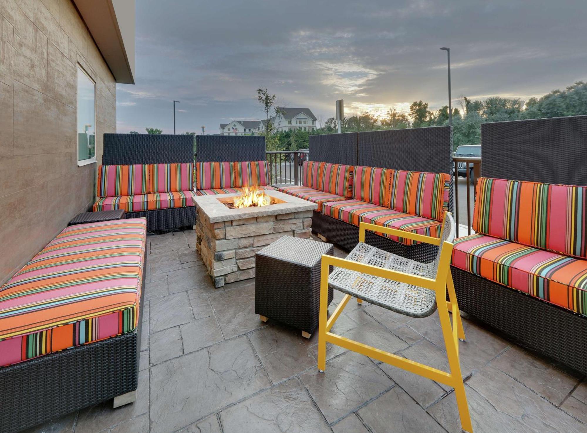 Home2 Suites By Hilton Hagerstown Exterior foto